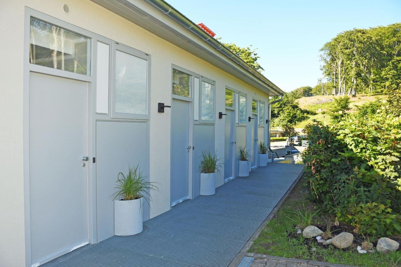Schoene Ferienwohnungen Mit Kamin Im Ostseebad Sellin Exterior foto